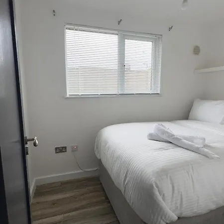 Cozy 2-bedroom Cottage-style دبلن