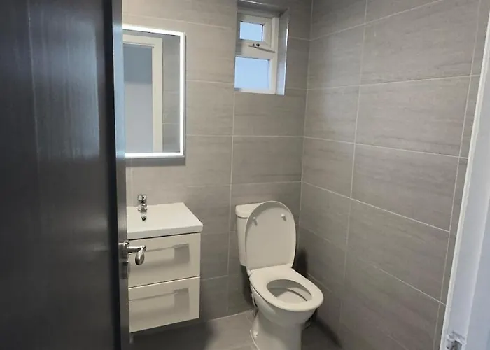 Apartment Cozy 2-bedroom Cottage-style *