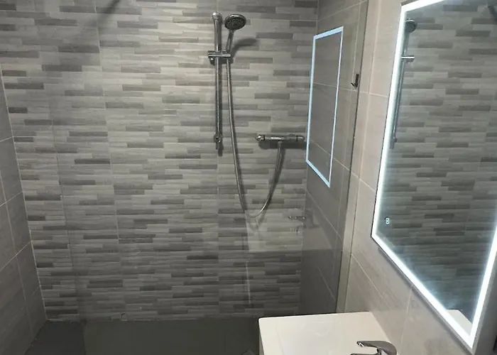 Cozy 2-bedroom Cottage-style Apartmán Dublin